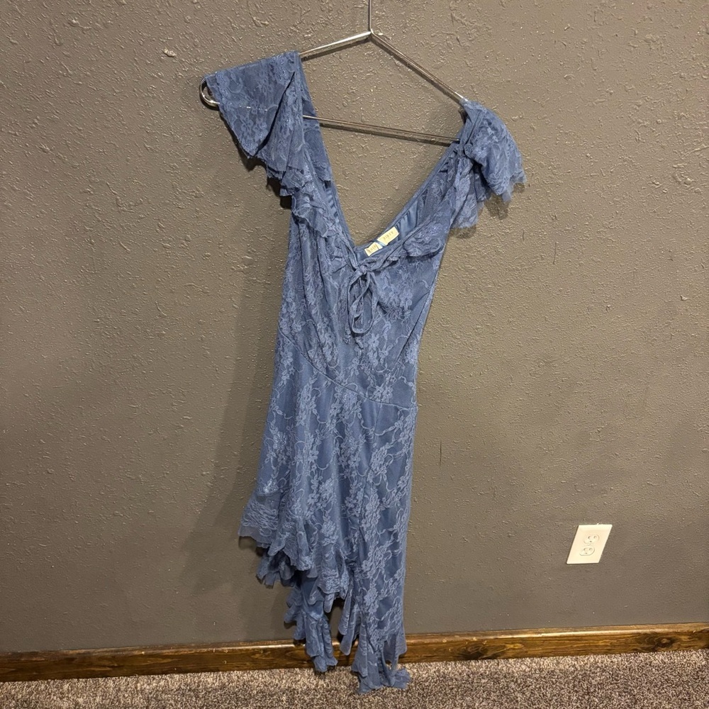 Thirty Thirty Blue Lace V-Neck Ruffle Hem Dress